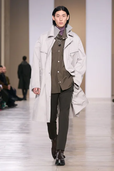 Look 6